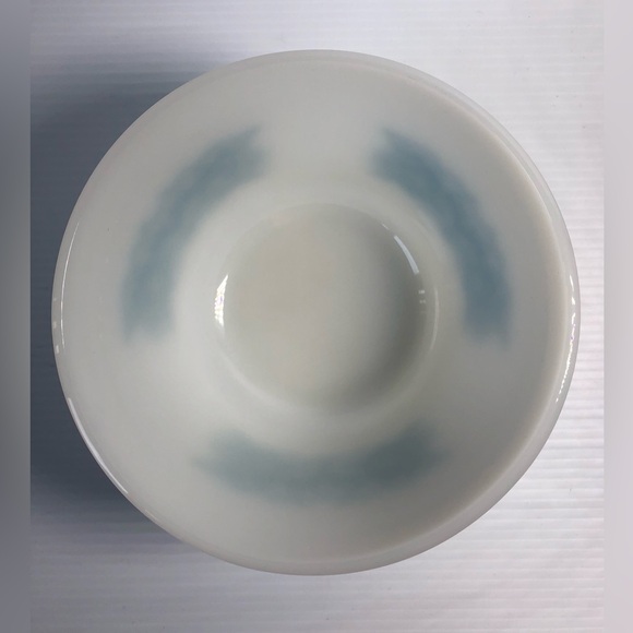 Vintage Federal Heat Proof Bowl - Picture 2 of 6